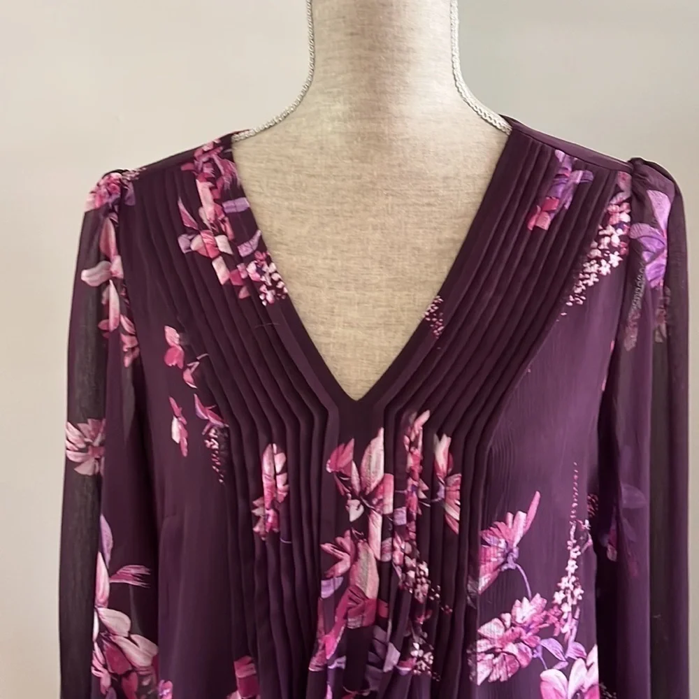 Calvin Klein size 12 flowy mid length dress perfect for a wedding. Light weight - Picture 2 of 6